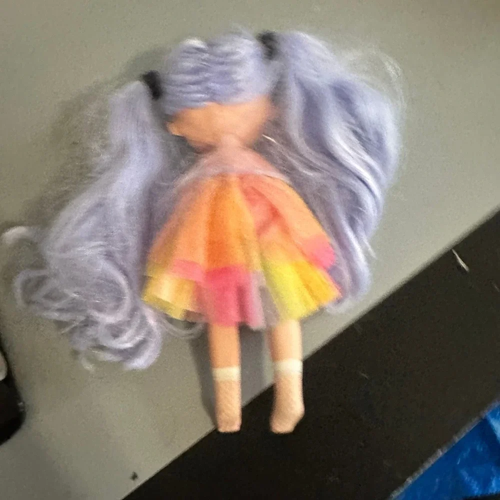 MGA Na Na Na Surprise Premium Soft Fashion Doll Lavender Hair Rainbow Dress